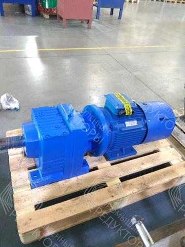 Соосный мотор-редуктор 0,75 кВт для пищевого производства в Раменском